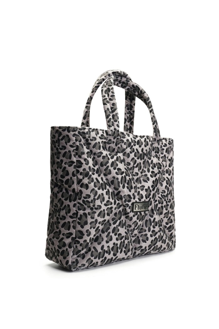 Main image in gallery