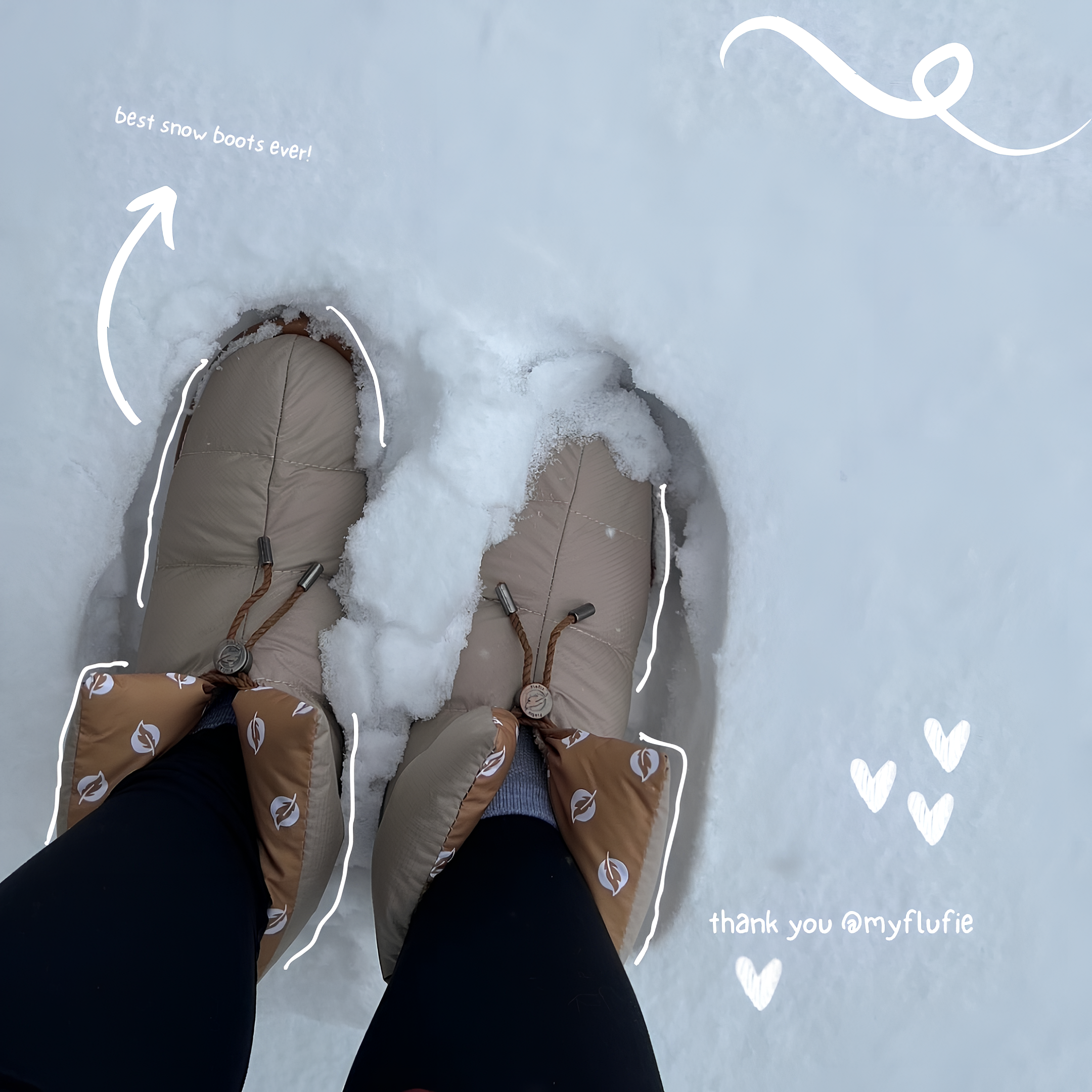 Olive Flufi&eacute; down boots on a snowy step